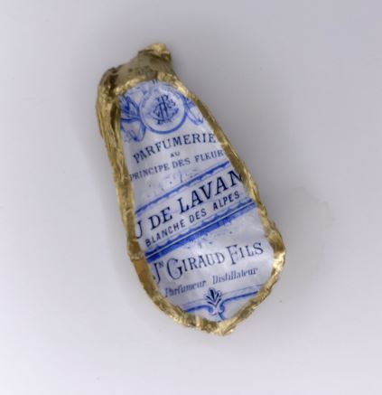 French Script Giraud Decorative Oyster Shell